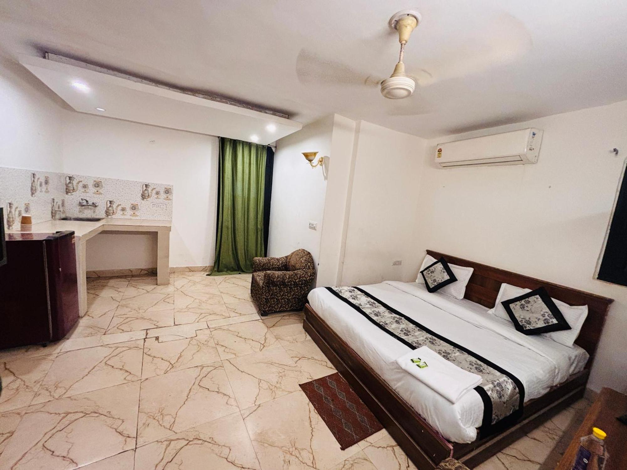 Hauz Khas Villa New Delhi Exterior foto
