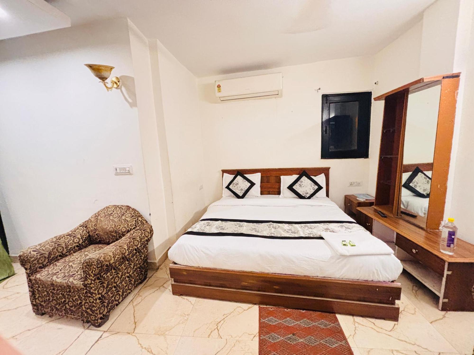 Hauz Khas Villa New Delhi Exterior foto